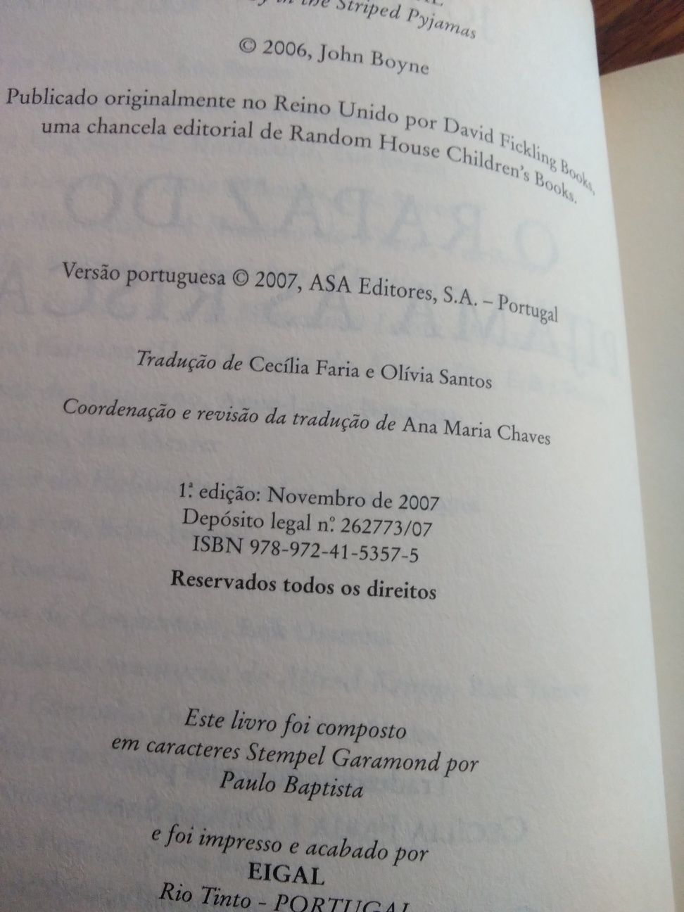 O rapaz do pijama às riscas