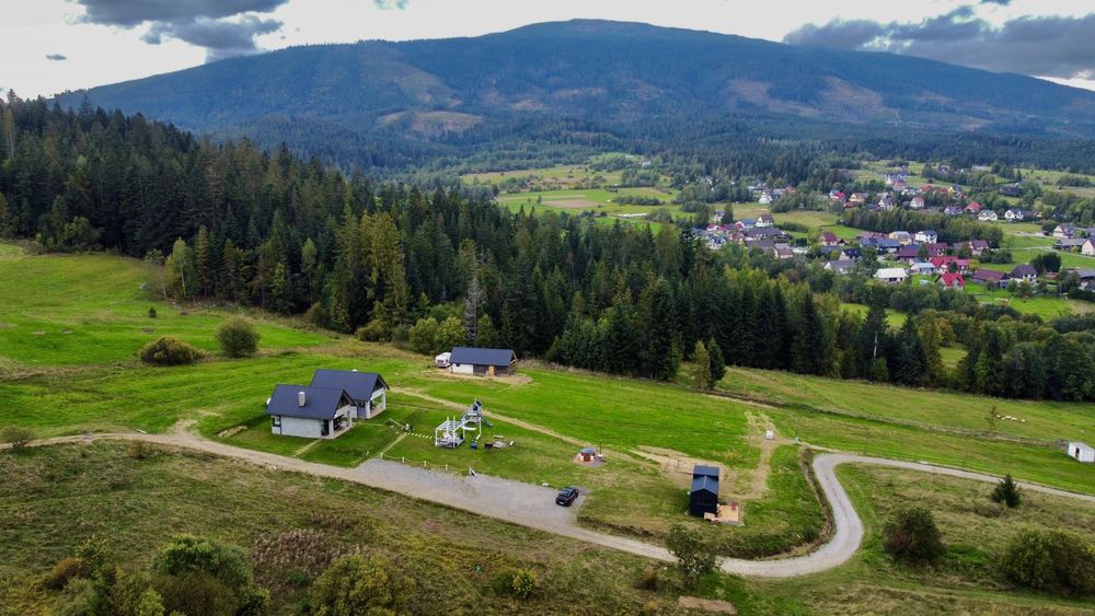 Domek w górach z widokiem wakacje w górach domek z balią