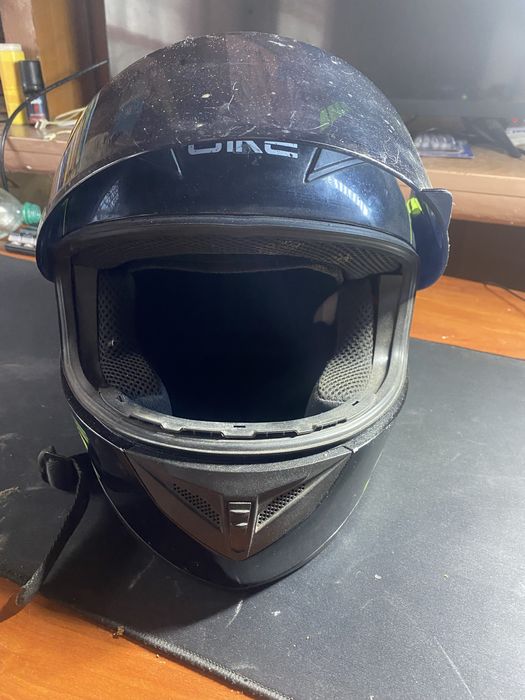 Продам шлем на мотоцыкл