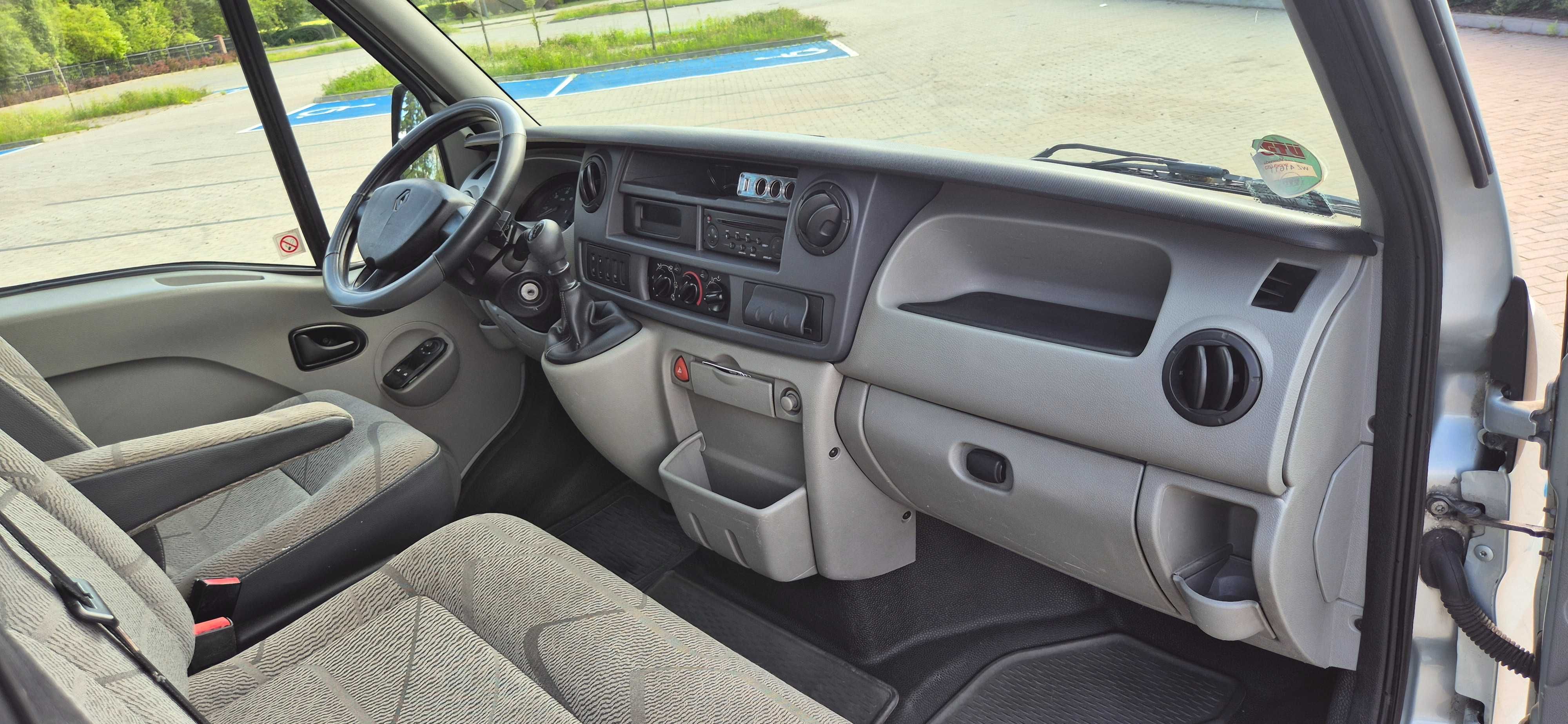 Renault Master 2.5 dCi 150km L2H2 salon polska