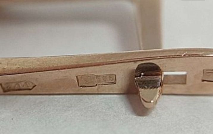 Золотая цепочка ,сережки 585"