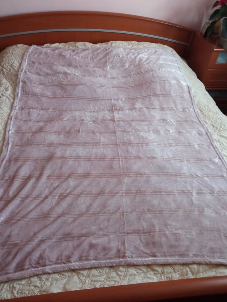 Koc pled narzuta welur 200 cm x 120 cm