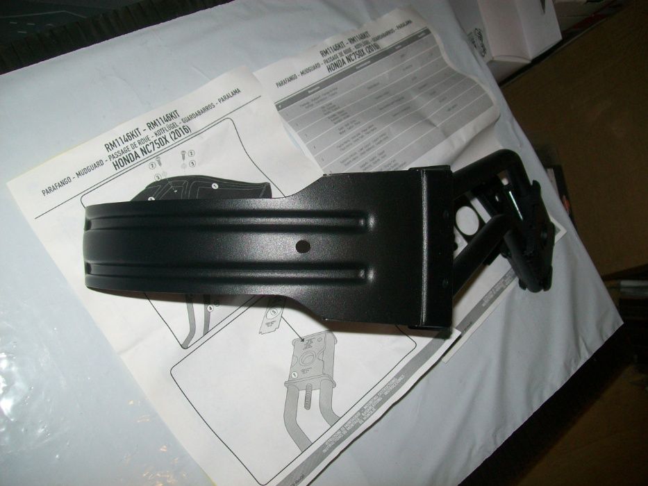 RM1146KIT NC750S i NC750X (16>22) GIVI mocowanie błotnika RM01, RM02