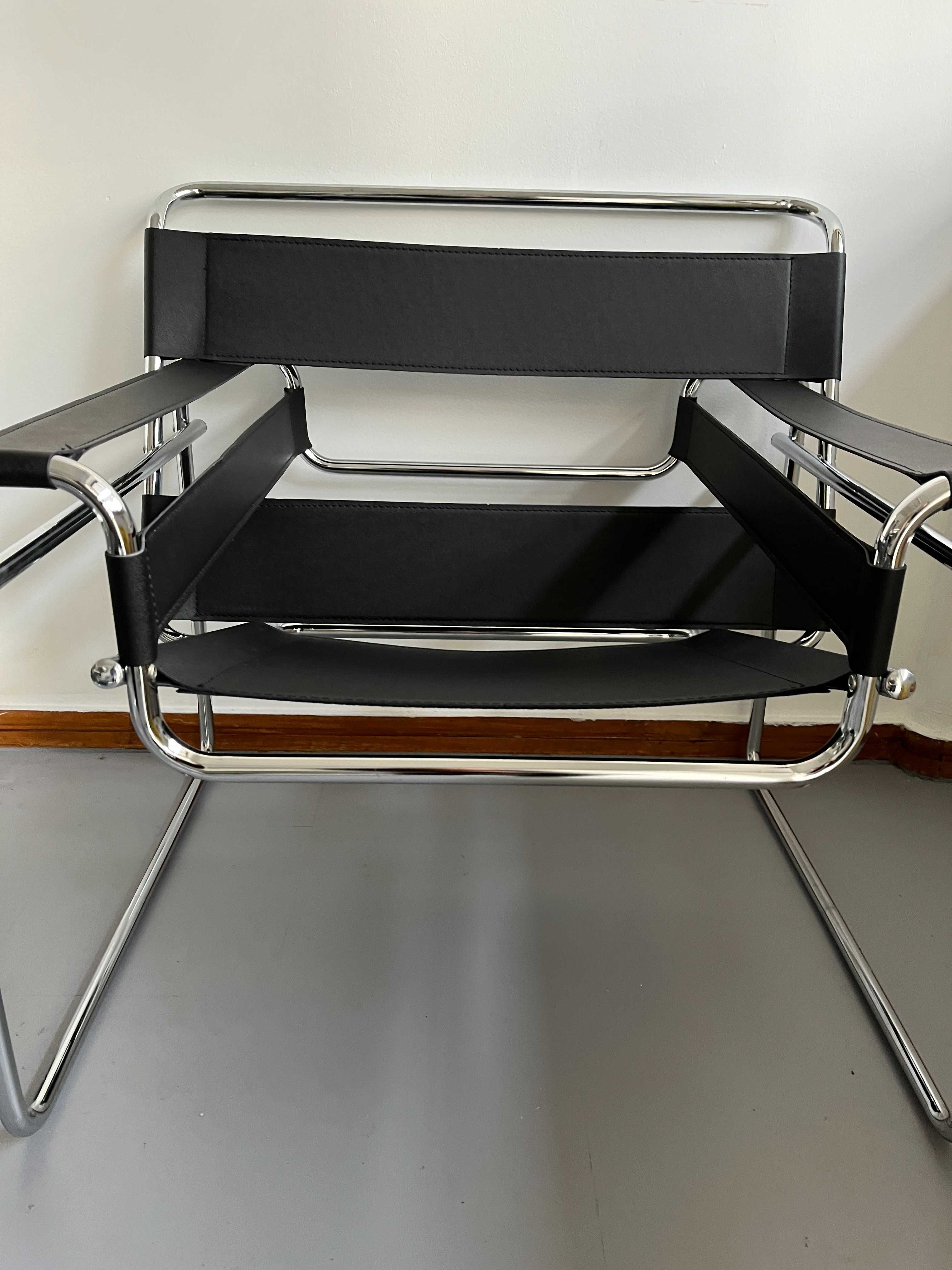 Cadeira Wassily Modelo de Marcel Breuer B3