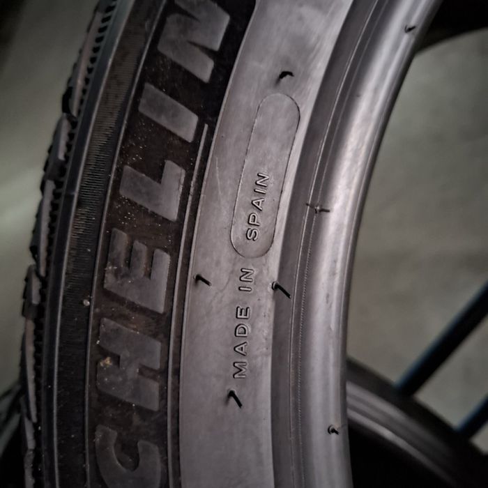 275/40/18+245/45/18 R18 Michelin Pilot Alpin 5 4шт зима