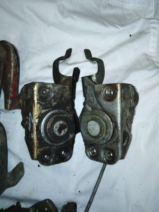 Замки дверей ВАЗ 2101,2102,2103,2104,2105,2106,2107