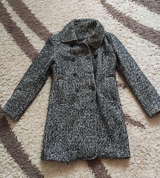 Пальто осінне жіноче в хорошому стані