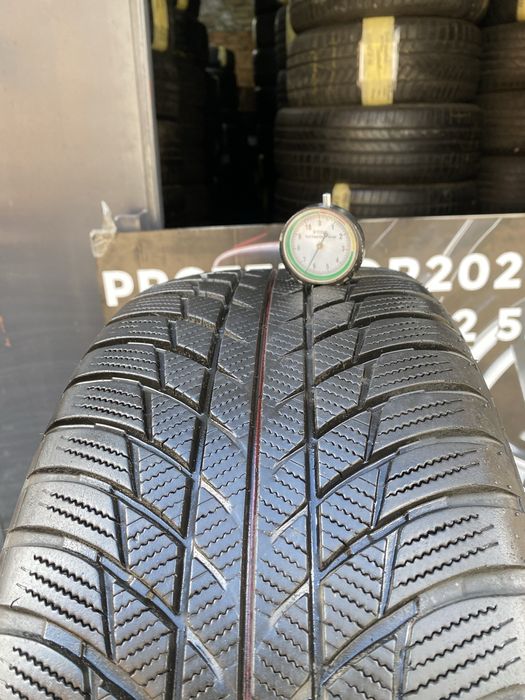225/50 R17 Bridgestone DriveGuardWinter комплект шин зимних.