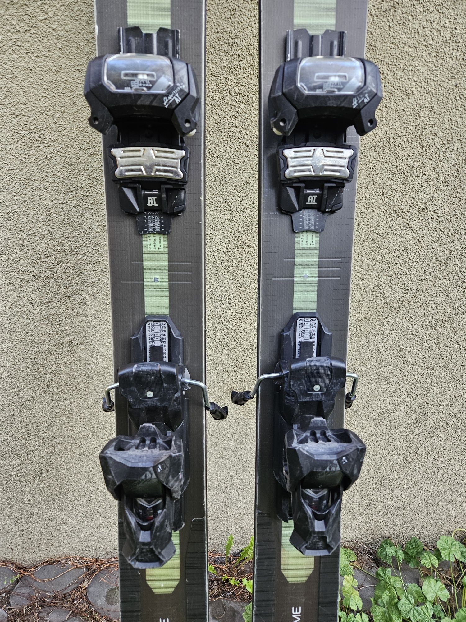 Volkl Mantra 102 184 cm Tyrolia Attack 13 demo