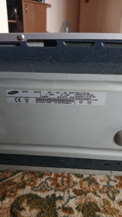 Мікрохвильова  микроволновка Samsung СВЧ+ гриль не працює