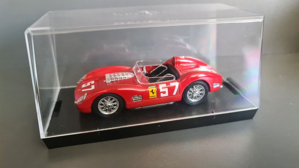 Brumm Bis Edition 1993 skala 1:43 Ferrari Testa Rossa R156 model