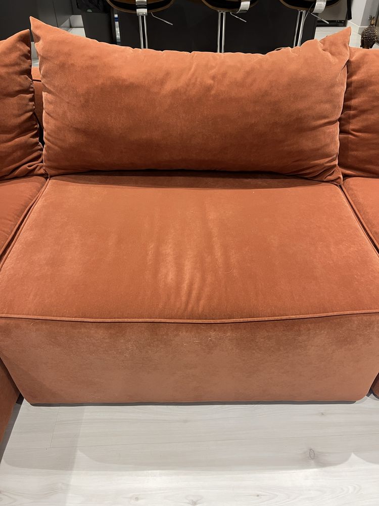 Sofa moderno com chaise longue