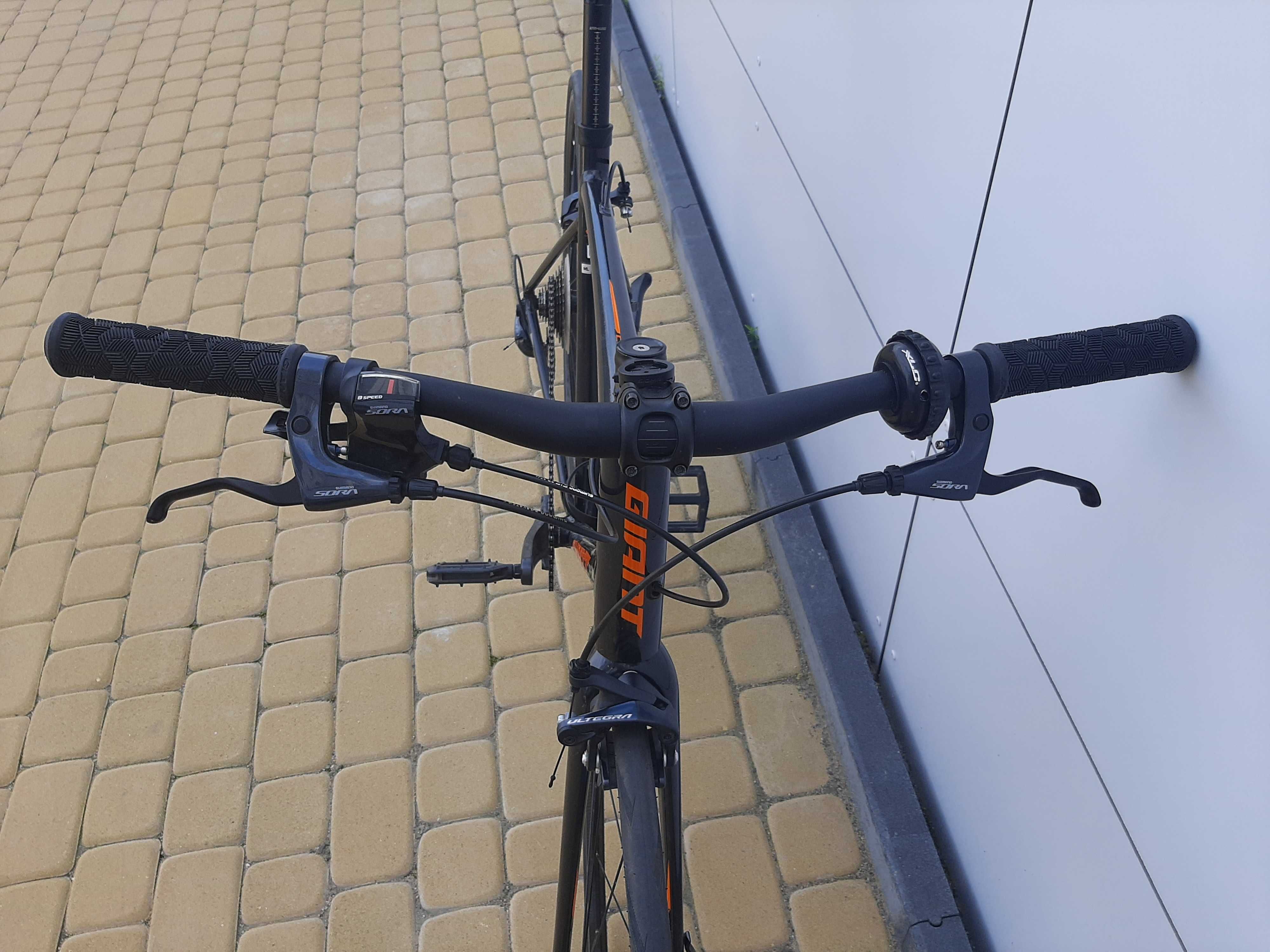 Giant Contend 1 Ultegra Sora Prosta Kierownica 9,3kg rozm. M/L Bstok