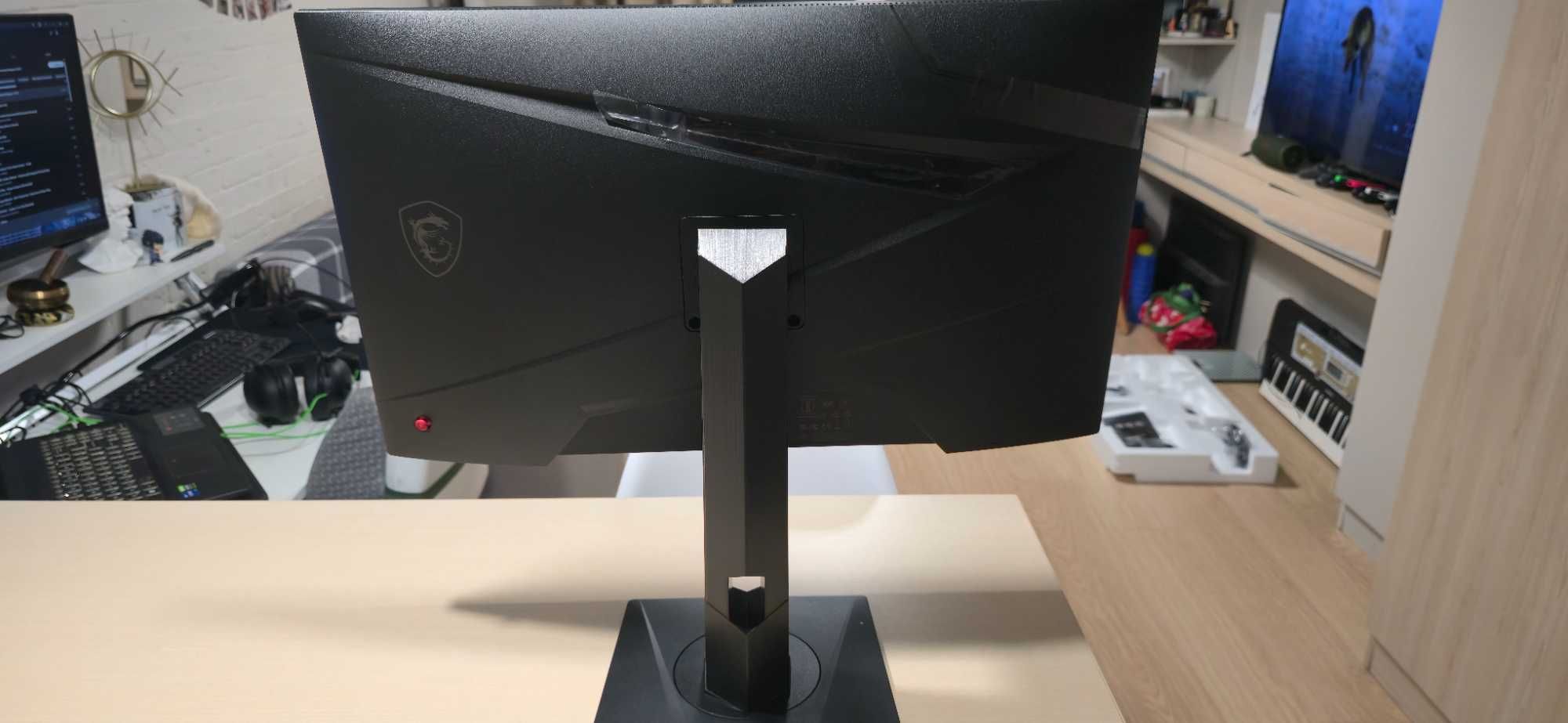 Ігровий Монітор MSI G274QPX – 27" QHD, IPS, 240 Гц – Ідеальний стан!