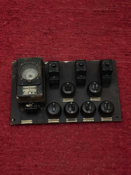 Quandro elétrico antigo