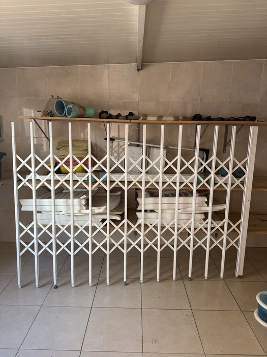 Duas grades galvanizadas