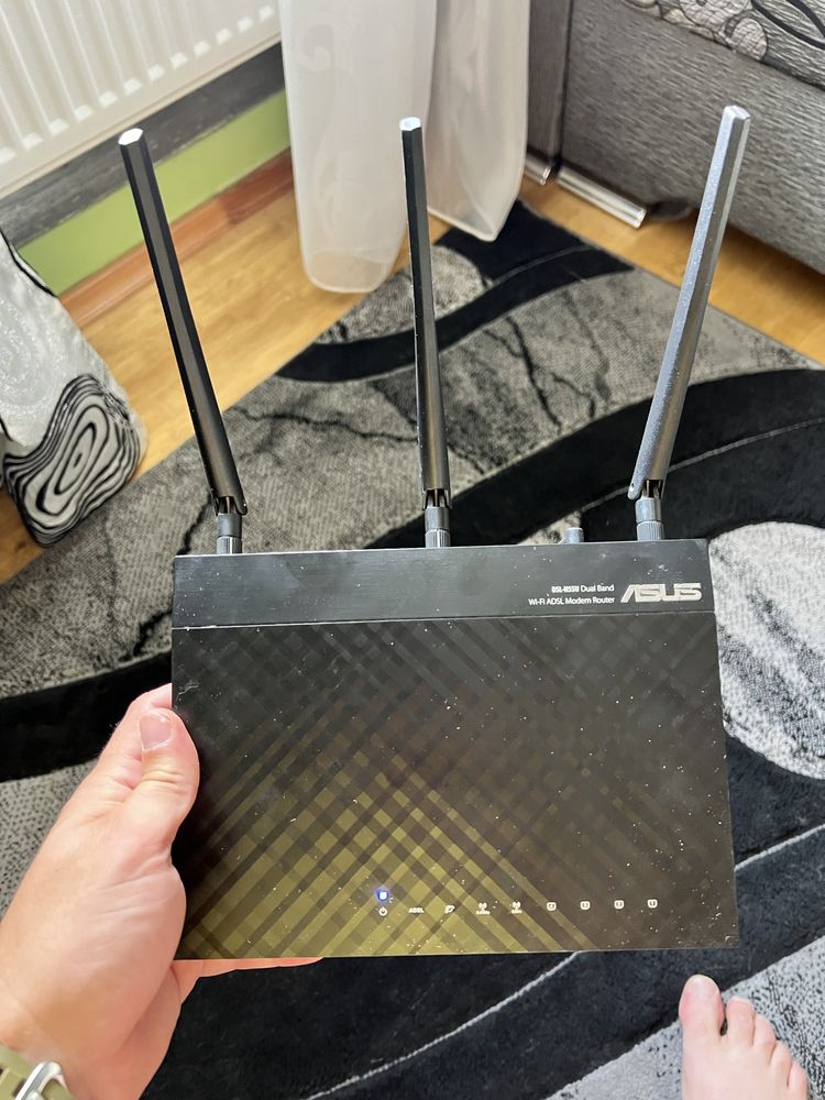 Роутер Asus DSL-N55U