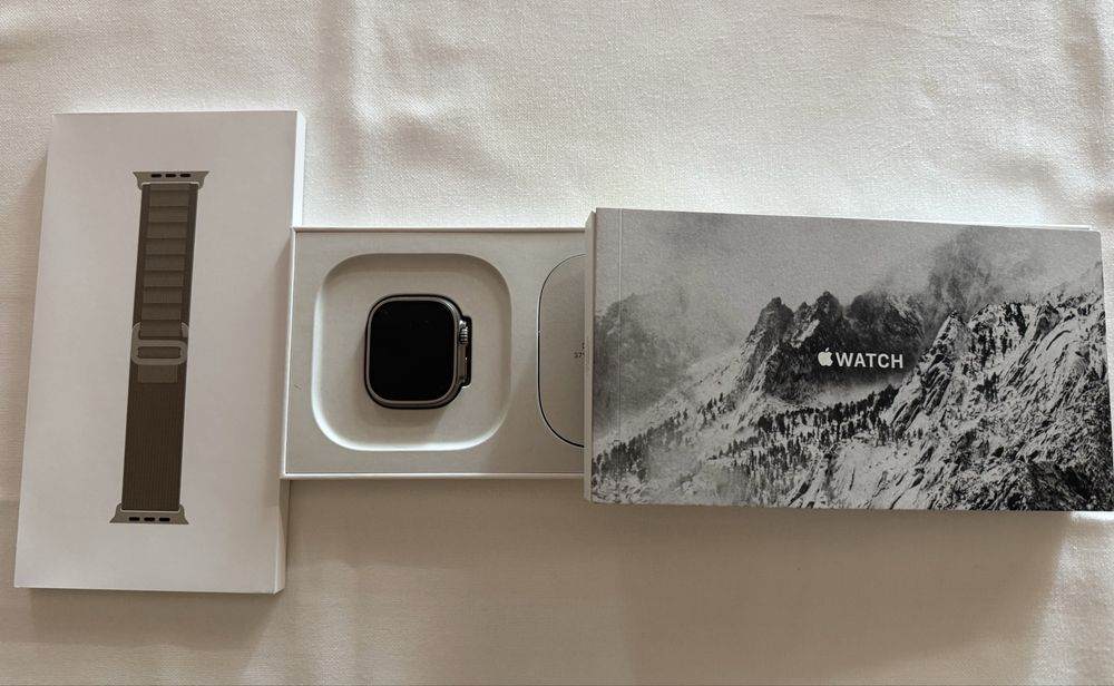 Apple Watch Ultra 2 49mm GPS - Excelente estado, com caixa e fatura