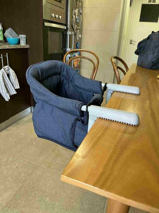 Cadeira alta - dobrável - perfeito para viagens