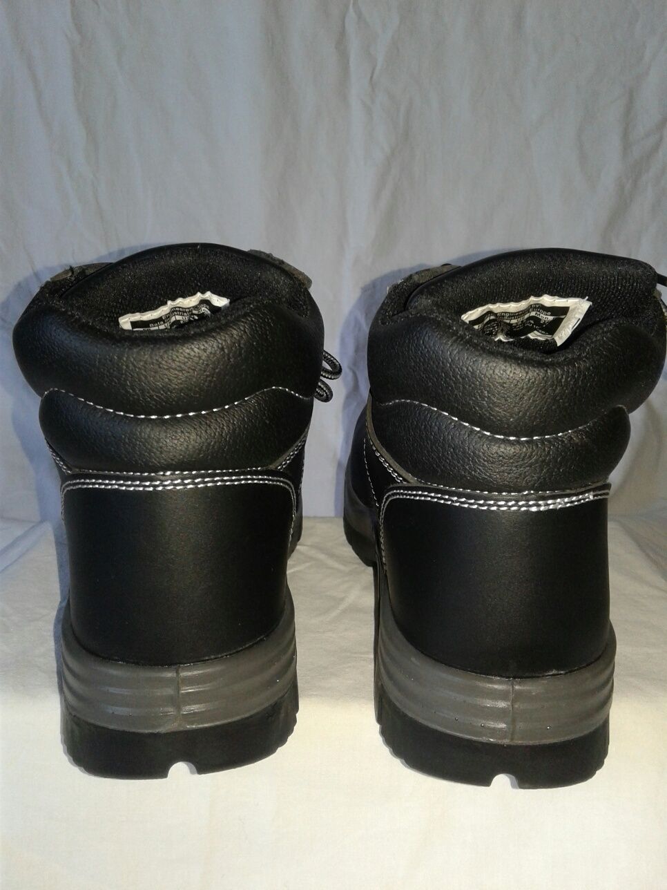 Nowe Buty 42 holenderskie  "bata"stockholm 2s3