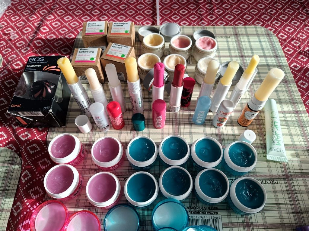 Pomadka balsam do ust peeling Nivea eos i inne