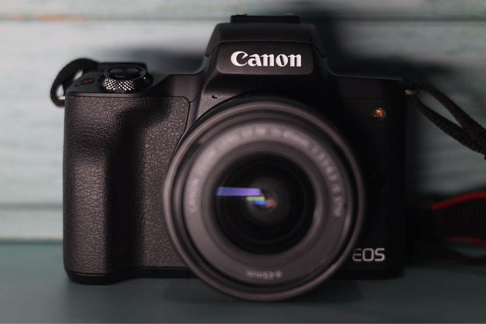 Canon M50 Mark II + Objetiva 15-45mm