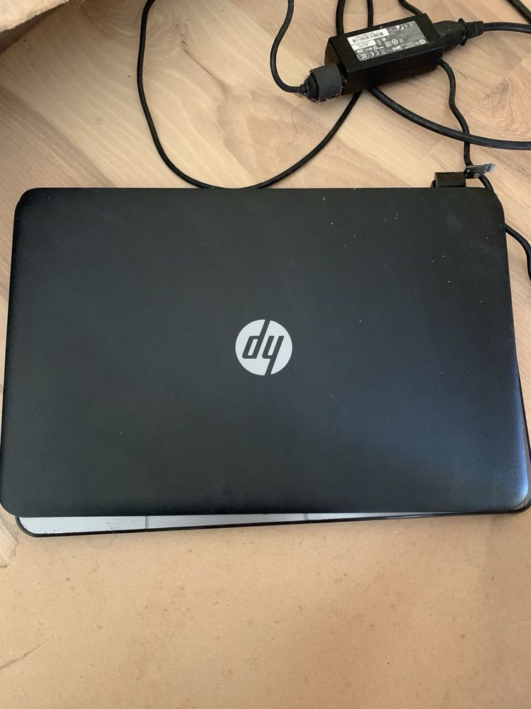 ноутбук HP робочий