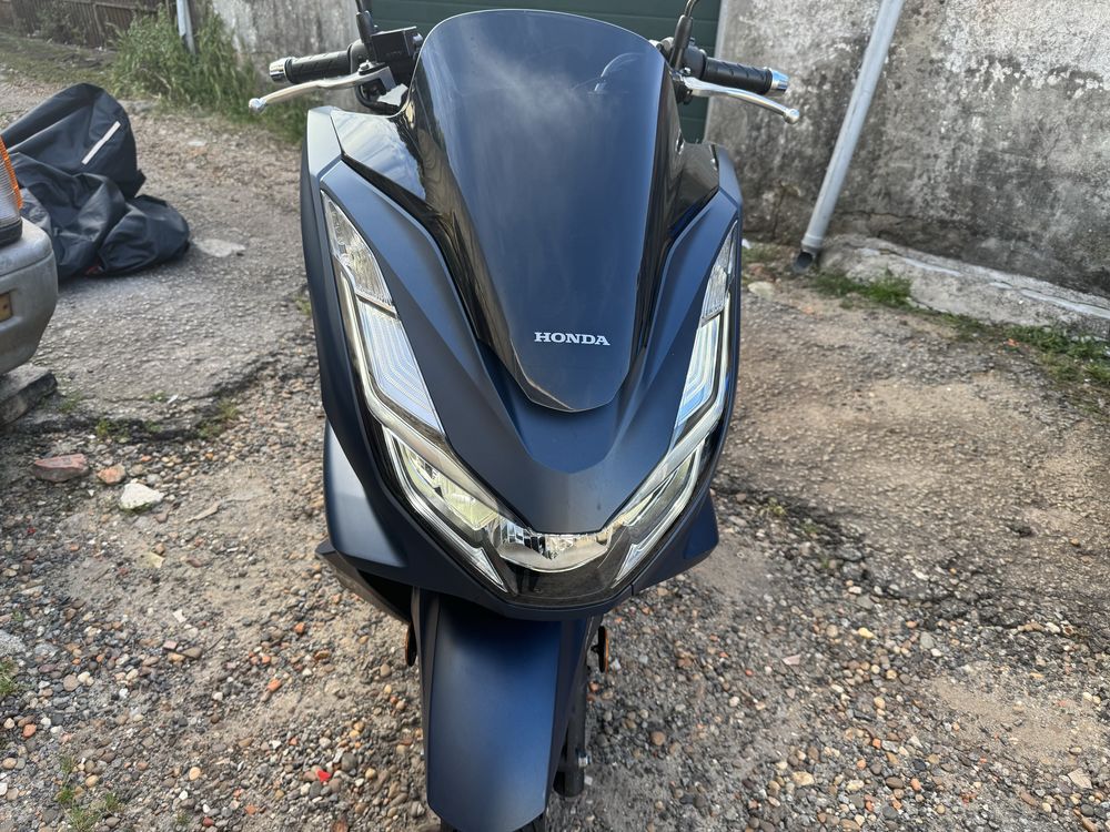 Pcx 2023 azul com 10 mil km