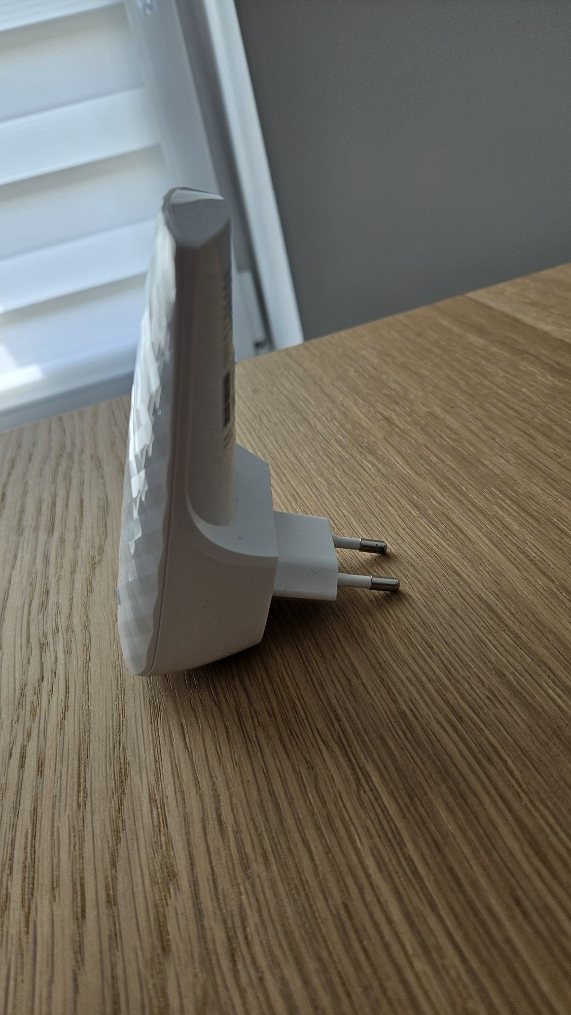 Wzmacniacz sygnalu wifi TP-LINK AC750 RE190