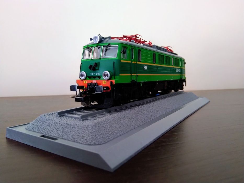 Elektrowóz EU07-433 PKP Ep. Vc (Schlesienmodelle 107022) Analog