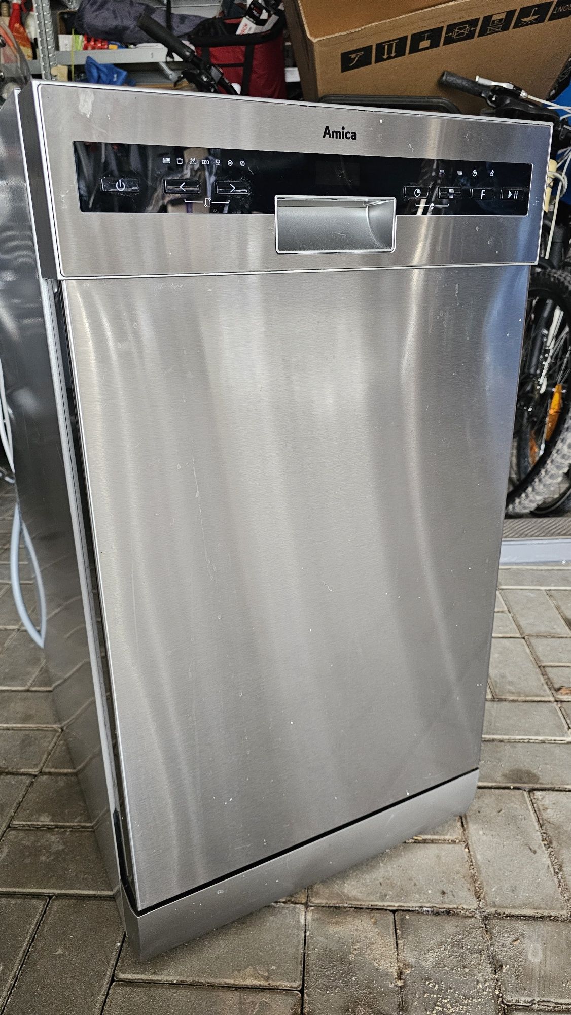 Zmywarka do zabudowy AMICA DFM46C8EOiID SilentDrive 3.0 za 3/4 ceny