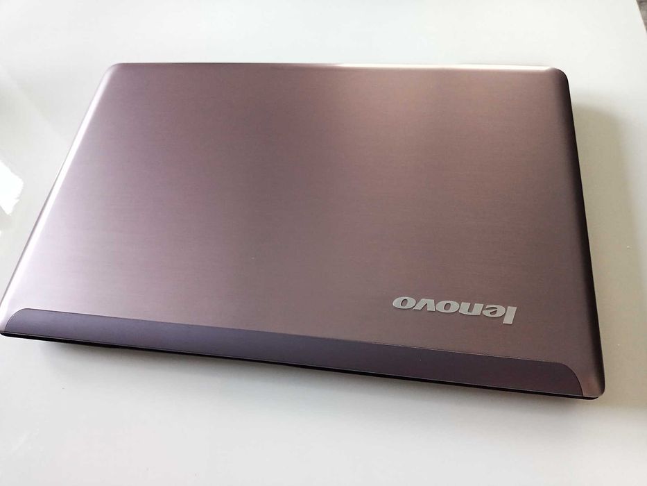 Laptop Lenovo IdeaPad z570 15,6" aluminiowa obudowa! 8 GB Ram / i3