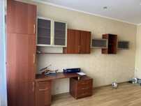 Стінка зі столом/ дитяча стінка/ продам терміново