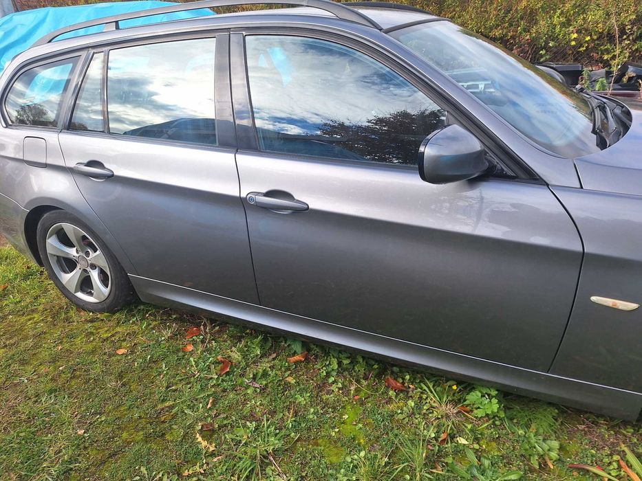 Drzwi  prawe E90 E91 kolor A52