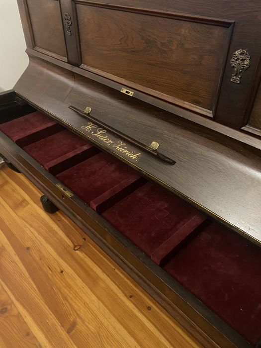 Zabytek Pianino przerobione na Barek