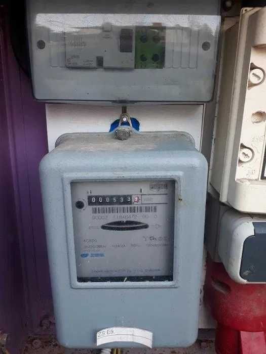 Skrzynka budowlana elektryczna stojąca