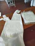 Фартук плотный полиэтиленовый одноразовый