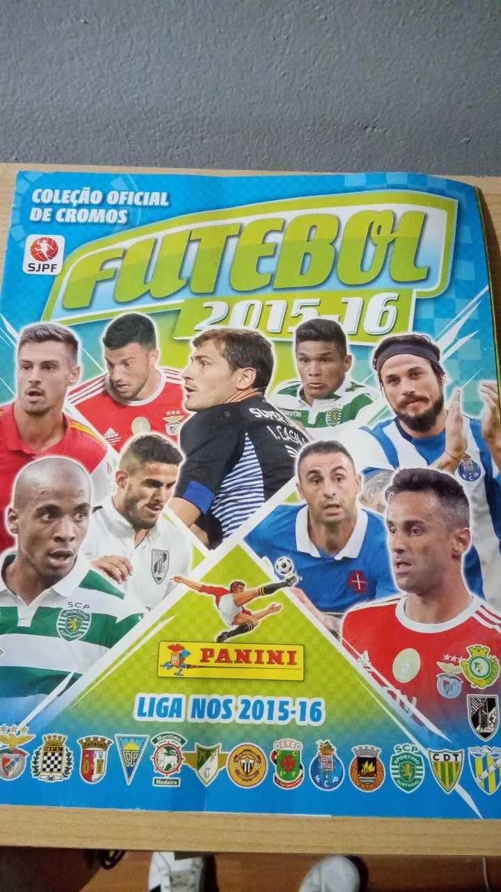 Caderneta 2015/16 com 4 cromos