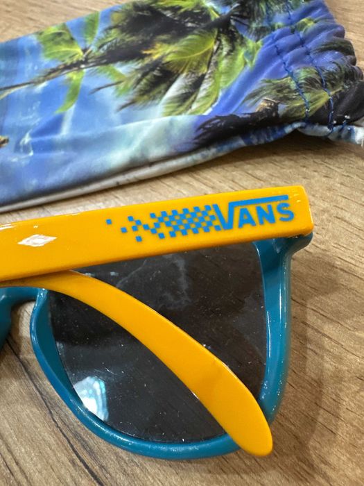Okulary przeciwsłoneczne Vans