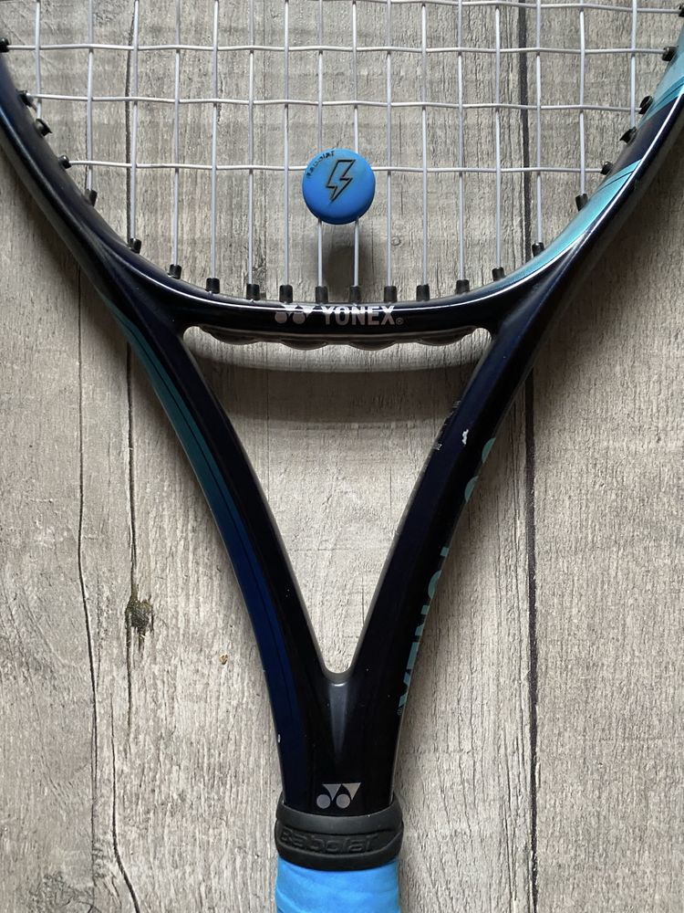 Yonex New EZONE 98 (305g) rakieta tenisowa