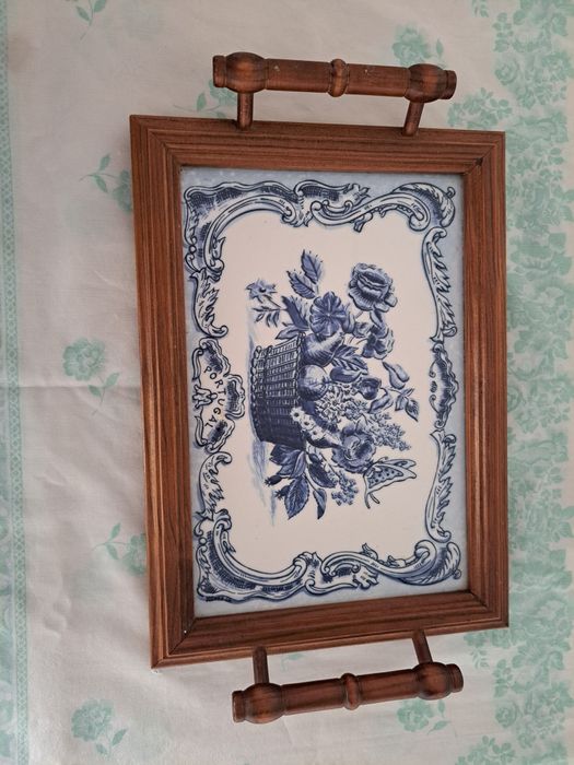 Tabuleiro com azulejo