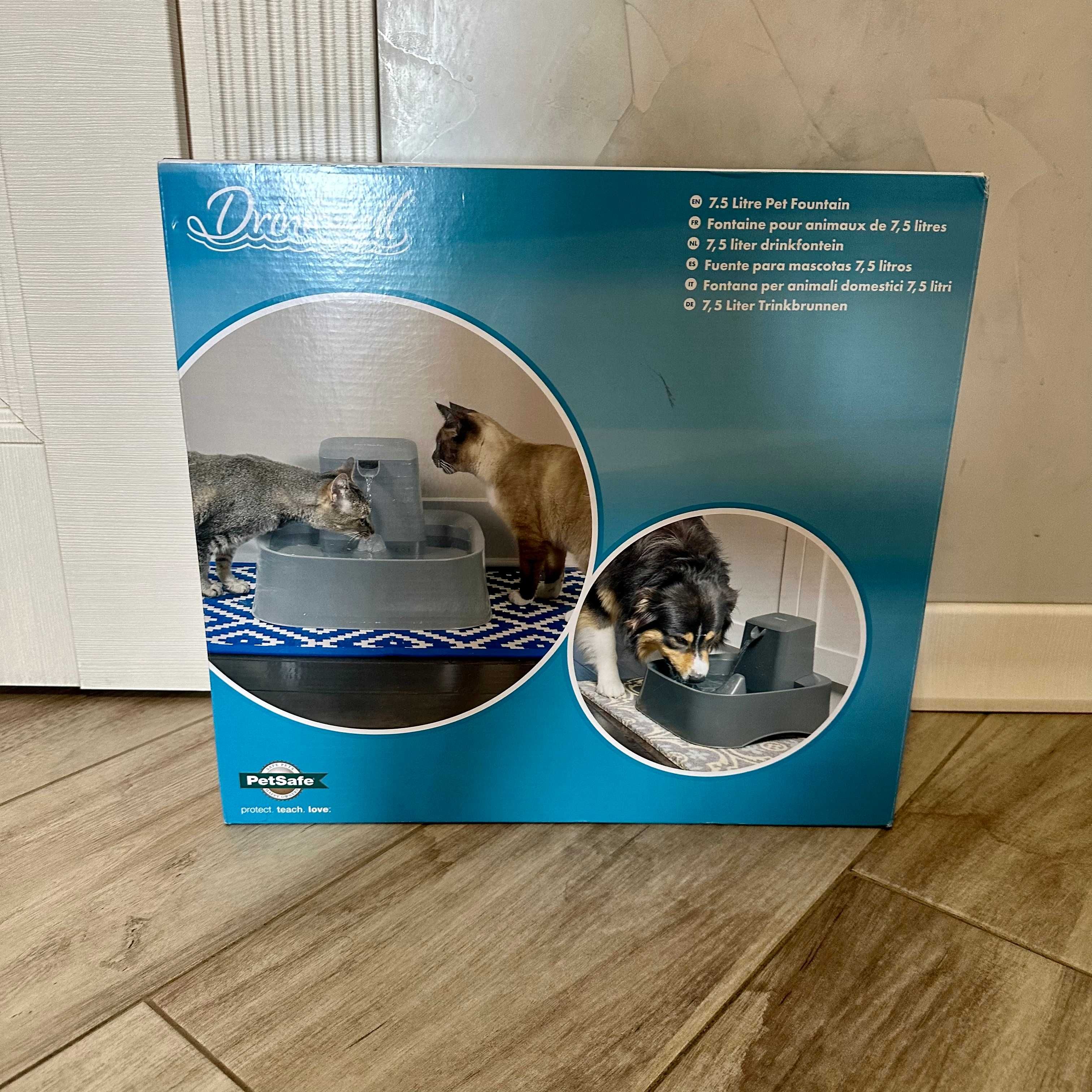 Автоматичний фонтан-поїлка Drinkwell 7.5 л для собак і котів