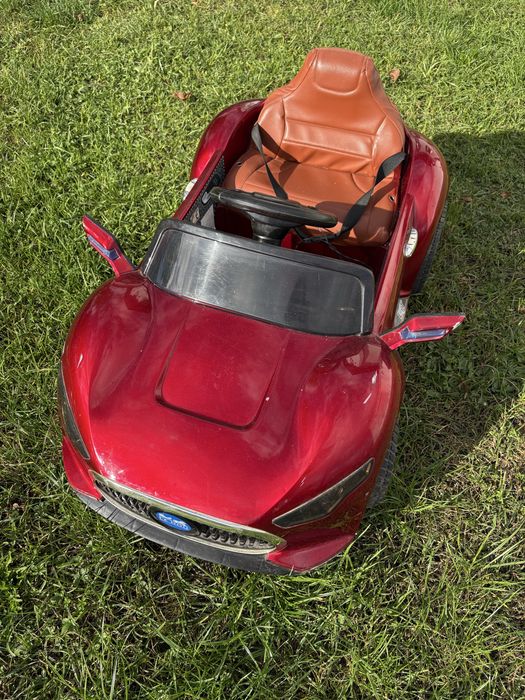 Elektryczny samochod dla dziecka cabrio