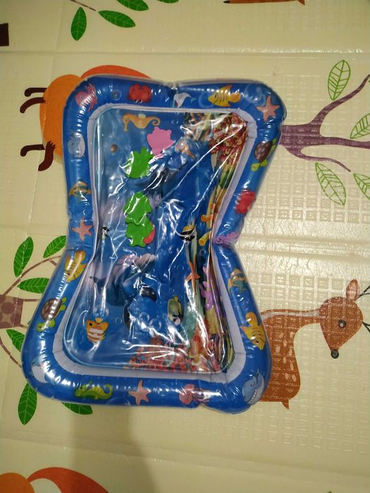 Дитячий водяний килимок