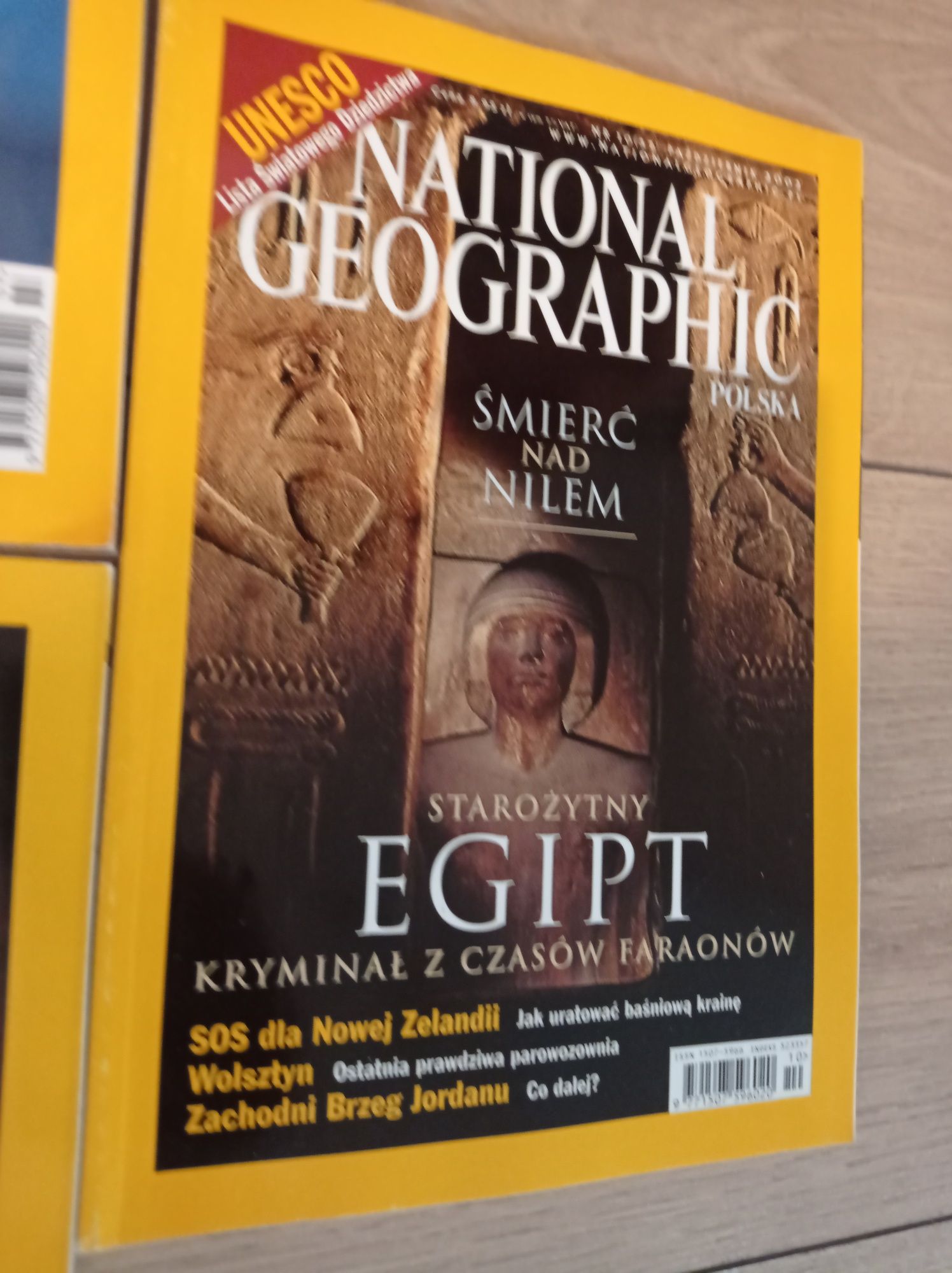 9 egzemplarzy National Geographic 2002 rok