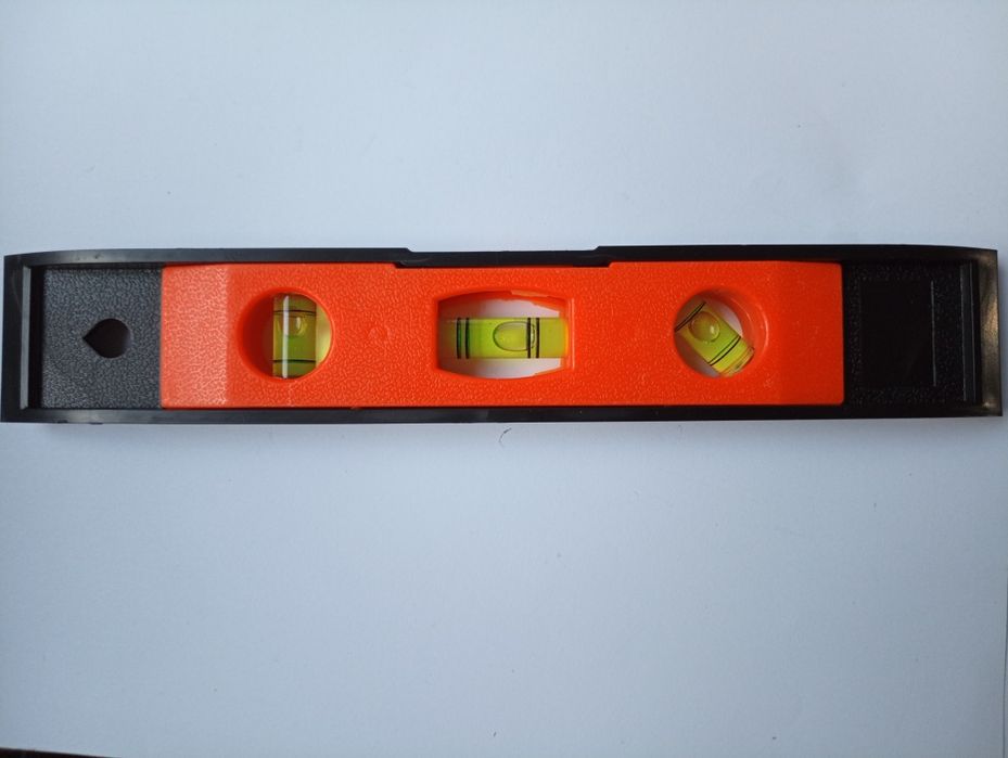 Poziomica magnetyczna nowa 23cm  VERGIONIC