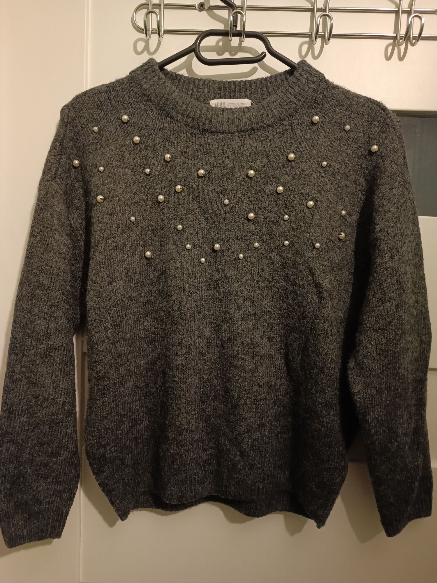 Sweter dziewczęcy r. 146-152