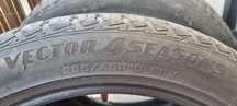 Sprzedam opony 235/45/19
