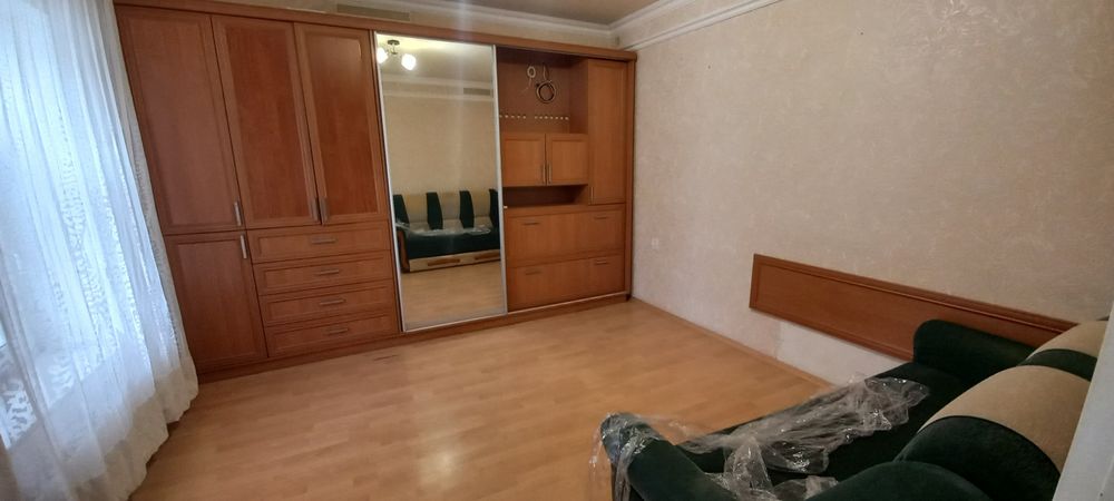 Здаю 1 км квартиру