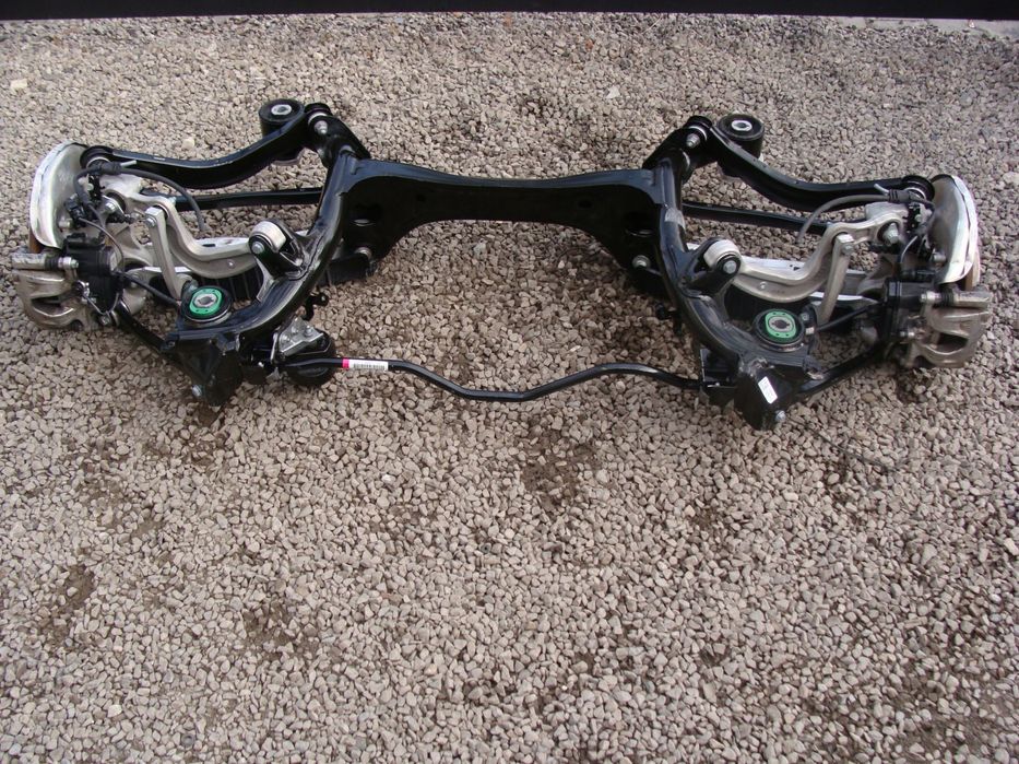 zawieszenie tylne kompletne audi a4 b9 2wd